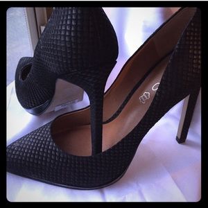 Aldo embossed stilettos
